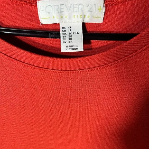 Dress In Coral scuba knit fitted Dress w waist line outstanding stretch/Drape - Picture 6 of 8